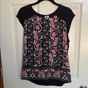 LC Lauren Conrad Black and Pink Floral Blouse, Small